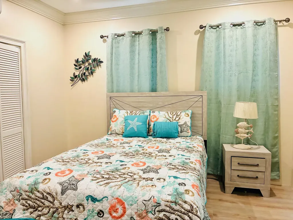 Venice Bay New Providence Paradise Island BS