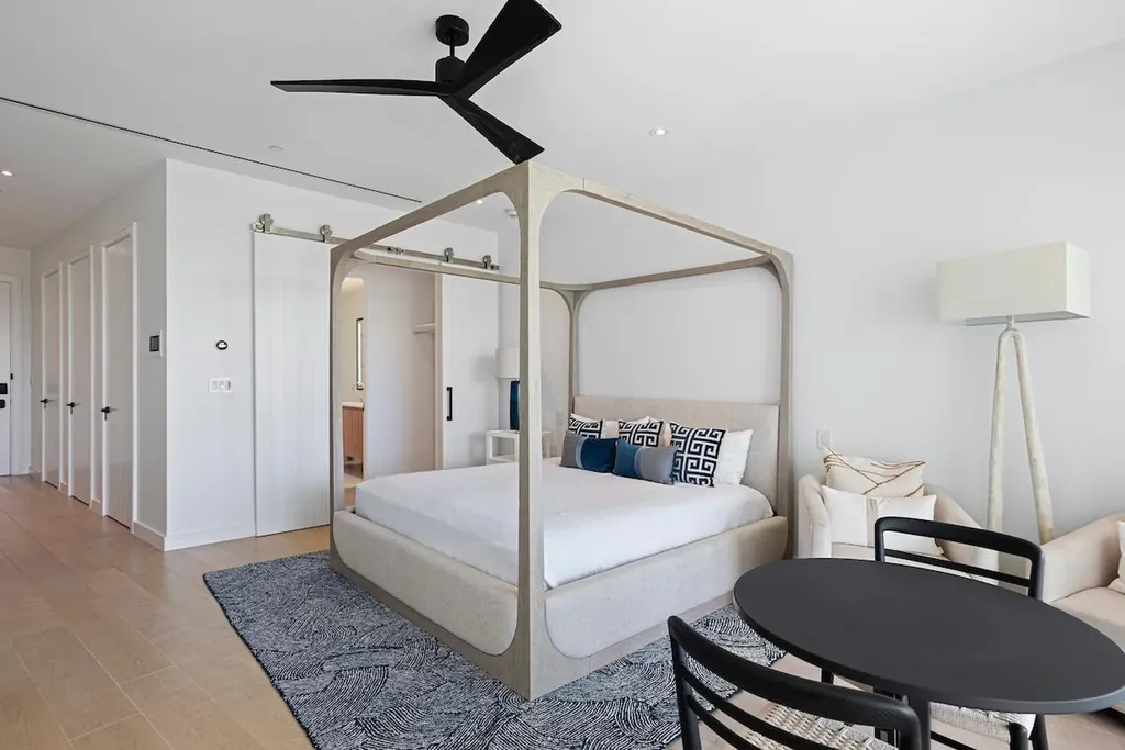 Goldwynn New Providence Paradise Island BS