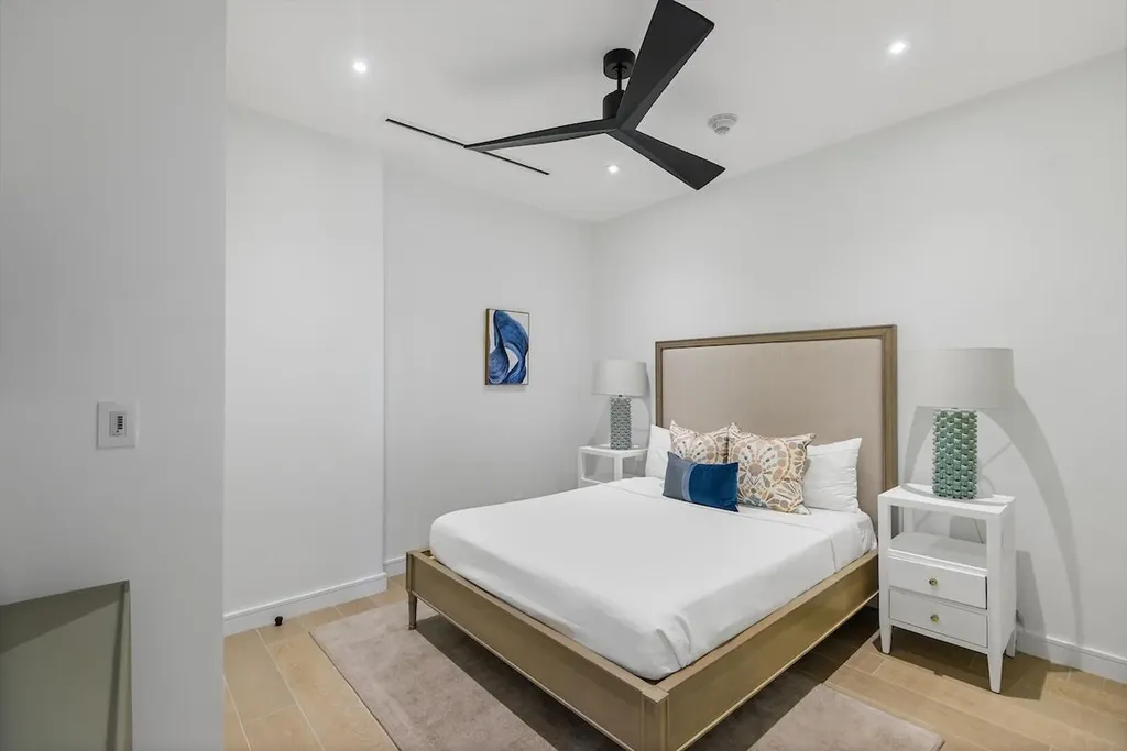 Goldwynn New Providence Paradise Island BS