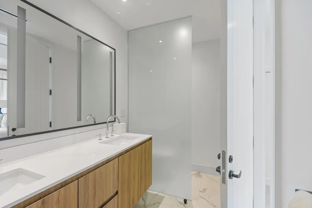 Goldwynn New Providence Paradise Island BS