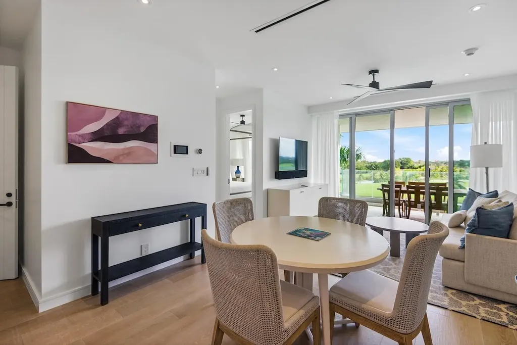 Goldwynn New Providence Paradise Island BS