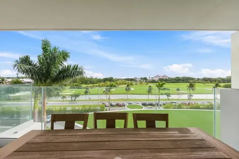 Goldwynn New Providence Paradise Island BS