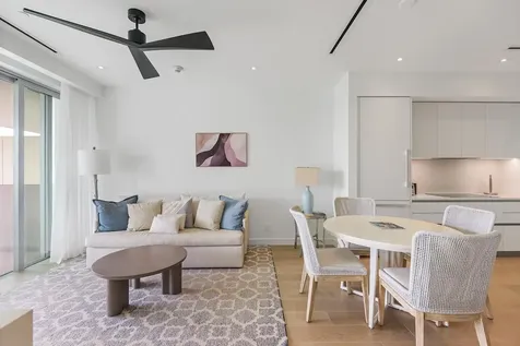 Goldwynn New Providence Paradise Island BS