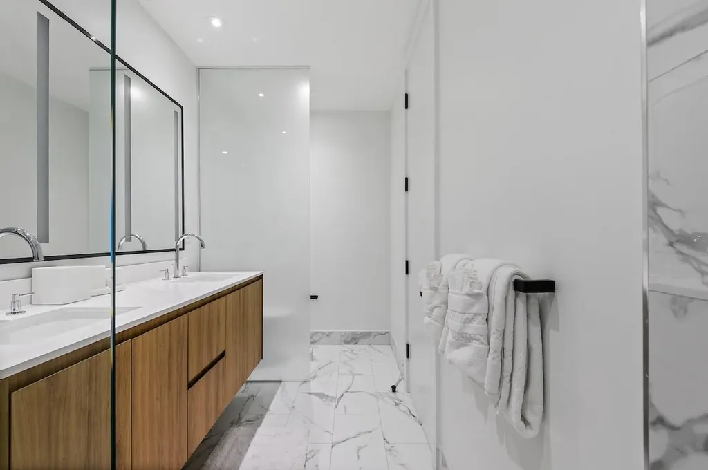 Goldwynn New Providence Paradise Island BS