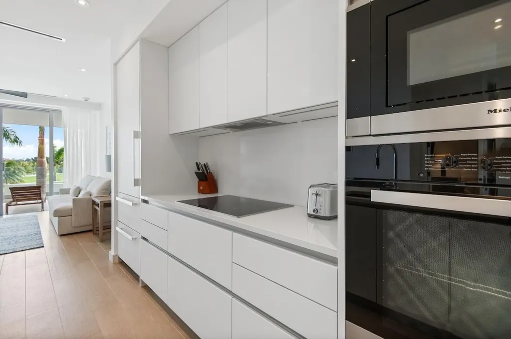 Goldwynn New Providence Paradise Island BS