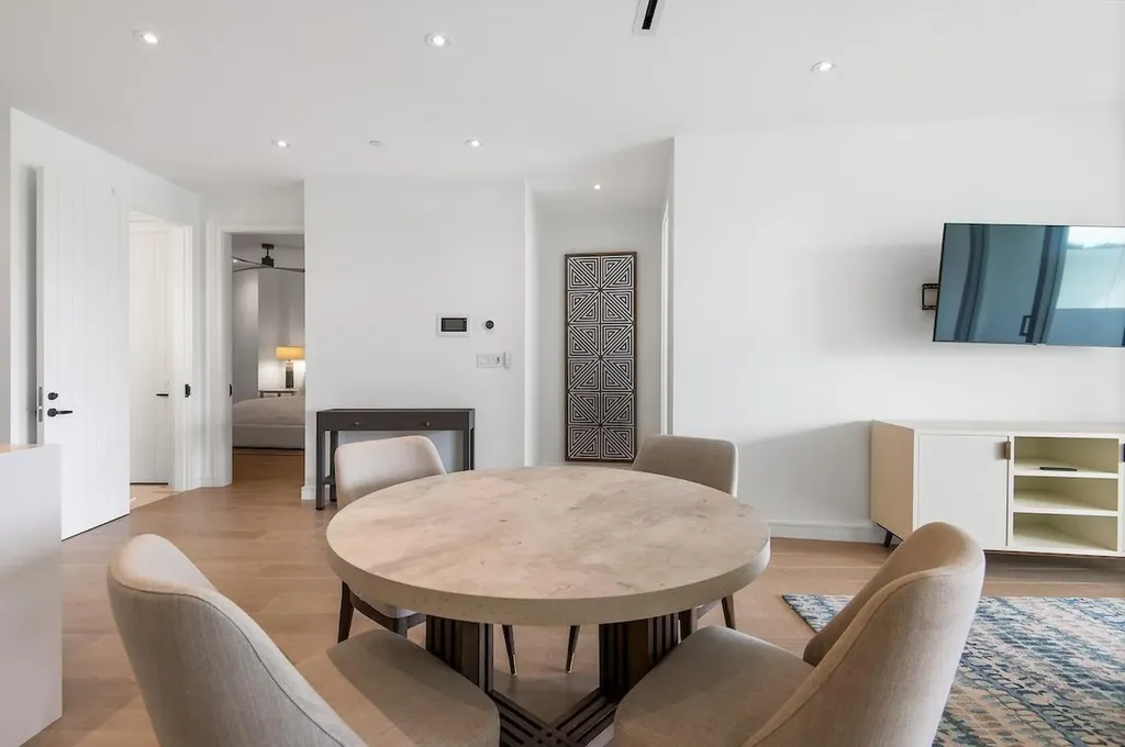 Goldwynn New Providence Paradise Island BS