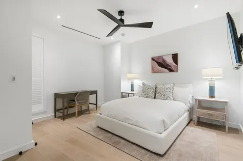 Goldwynn New Providence Paradise Island BS