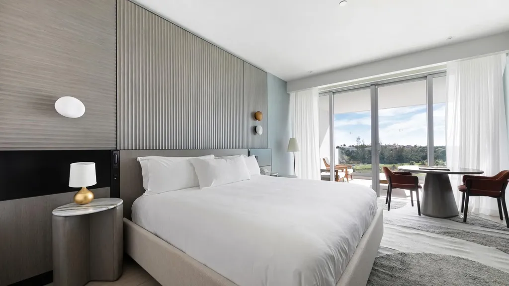 Fifth Floor Unit, Goldwyn New Providence Paradise Island BS