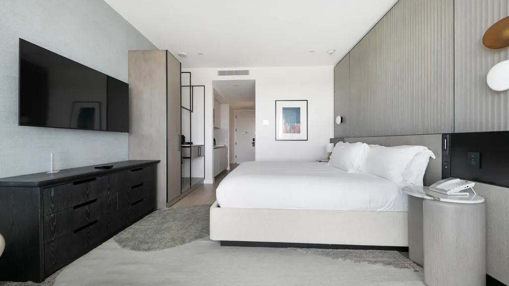 Fifth Floor Unit, Goldwyn New Providence Paradise Island BS