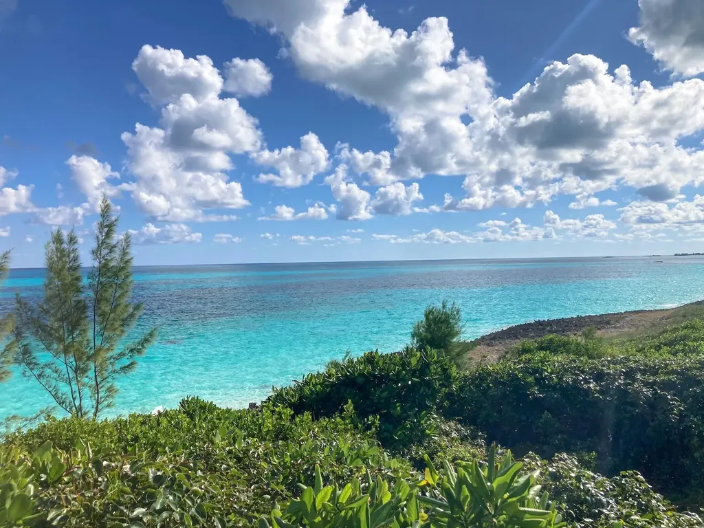 King's Highway, Man-o-war Abaco BS