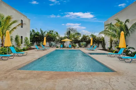 Westend New Providence Paradise Island BS