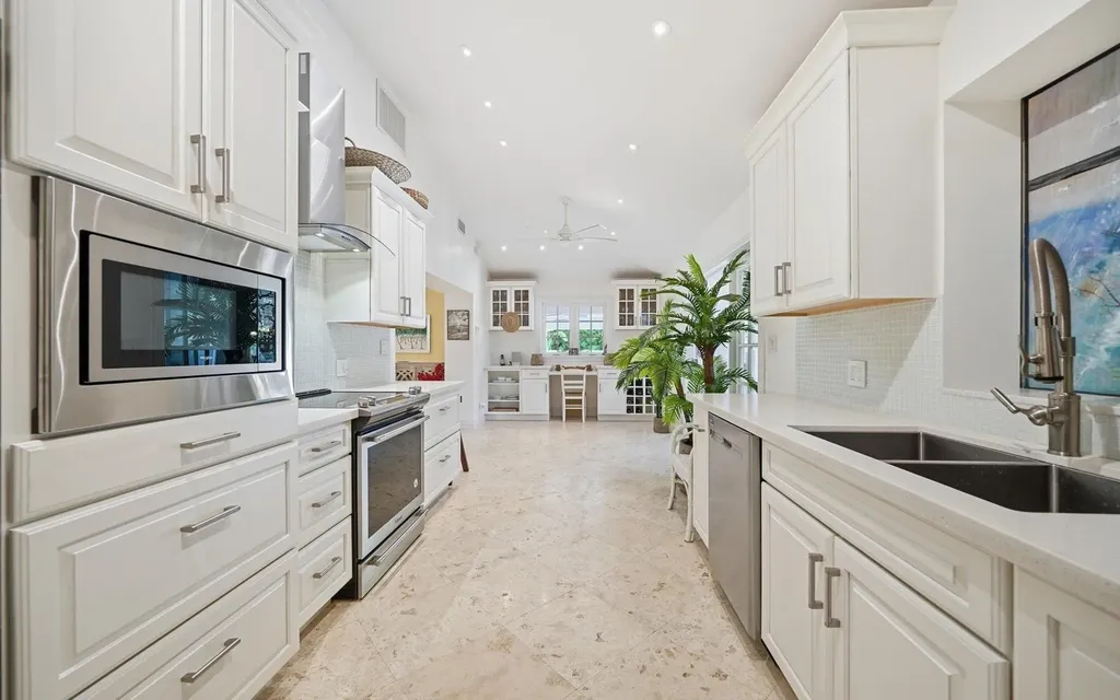 Dar Lalla Edgewater Drive New Providence Paradise Island BS