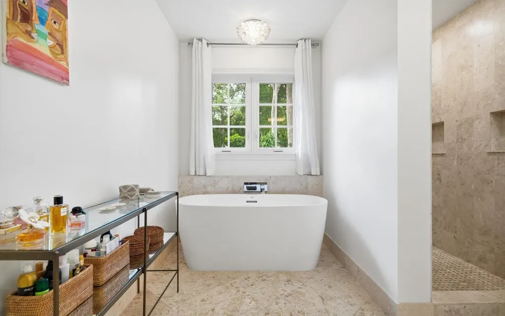 Dar Lalla Edgewater Drive New Providence Paradise Island BS