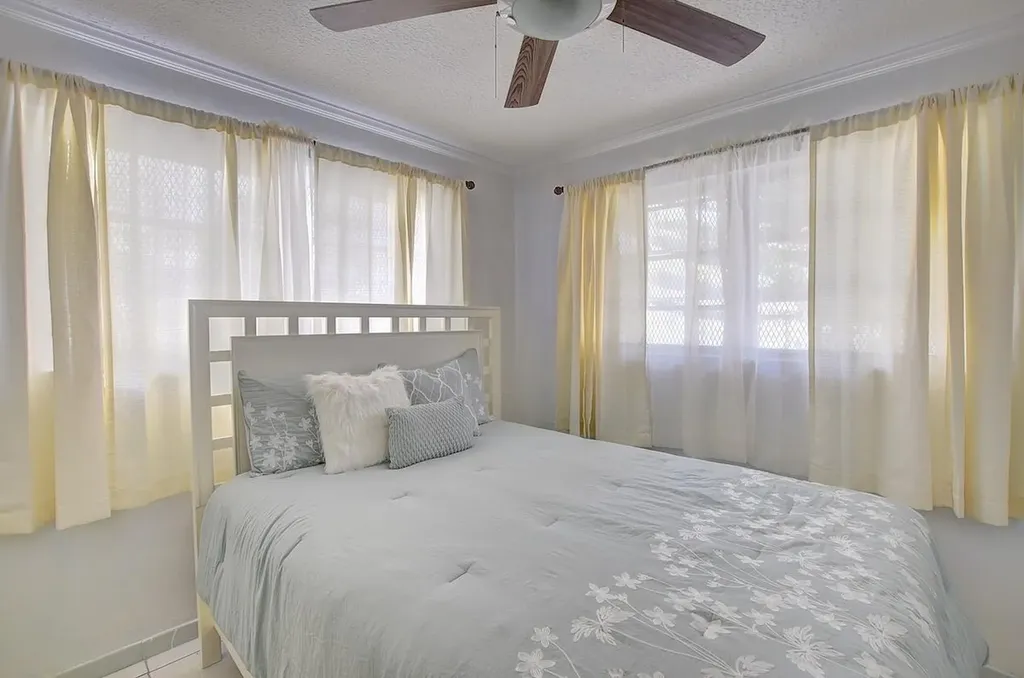 Hampshire Cable Beach 55 New Providence Paradise Island BS