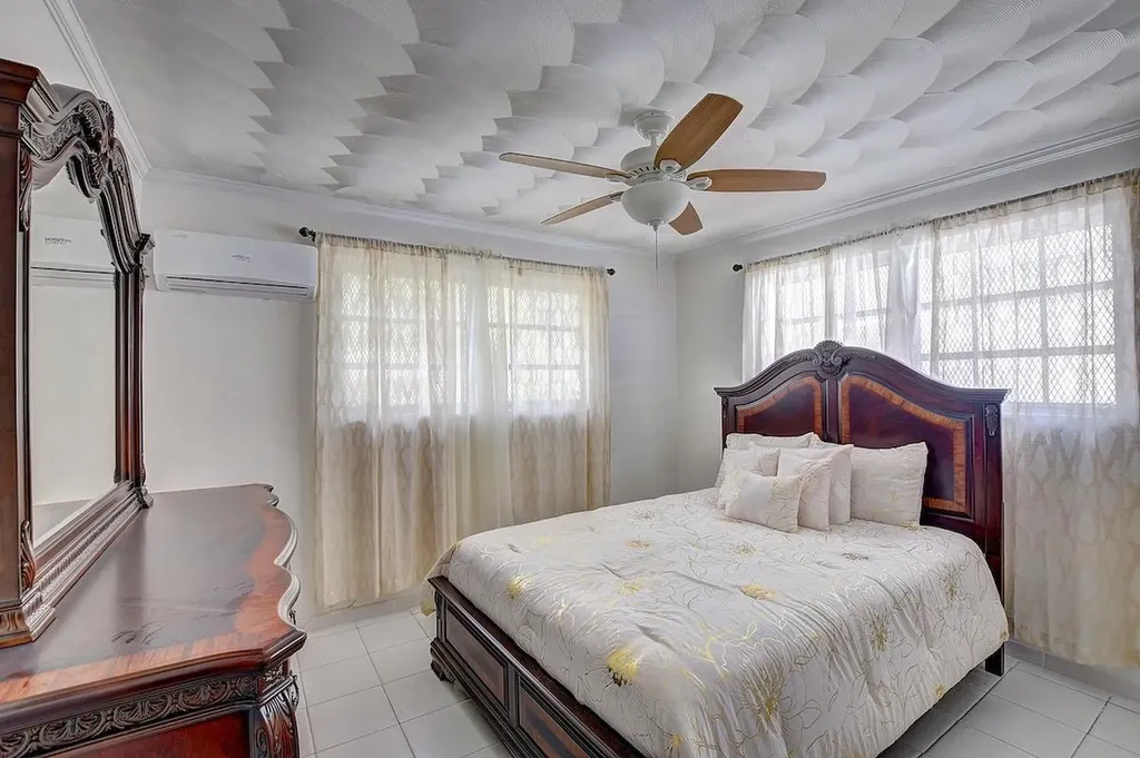 Hampshire Cable Beach 55 New Providence Paradise Island BS