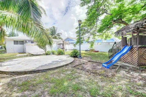 Hampshire Cable Beach 55 New Providence Paradise Island BS