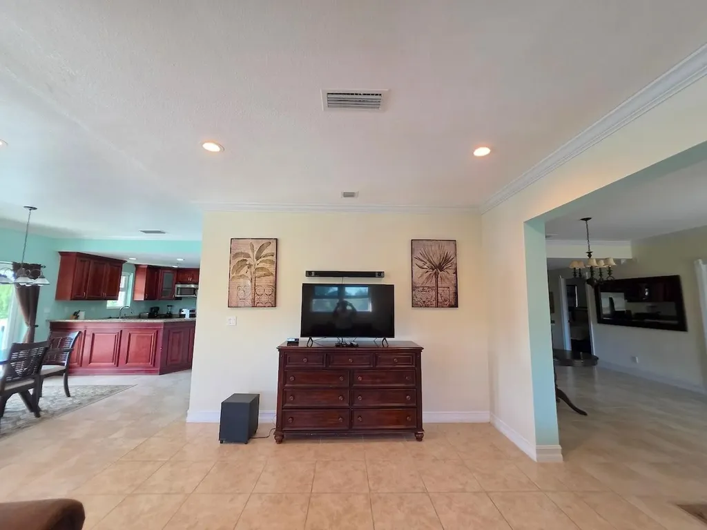 29-30 Blue Marlin Cove Grand Bahama Freeport BS