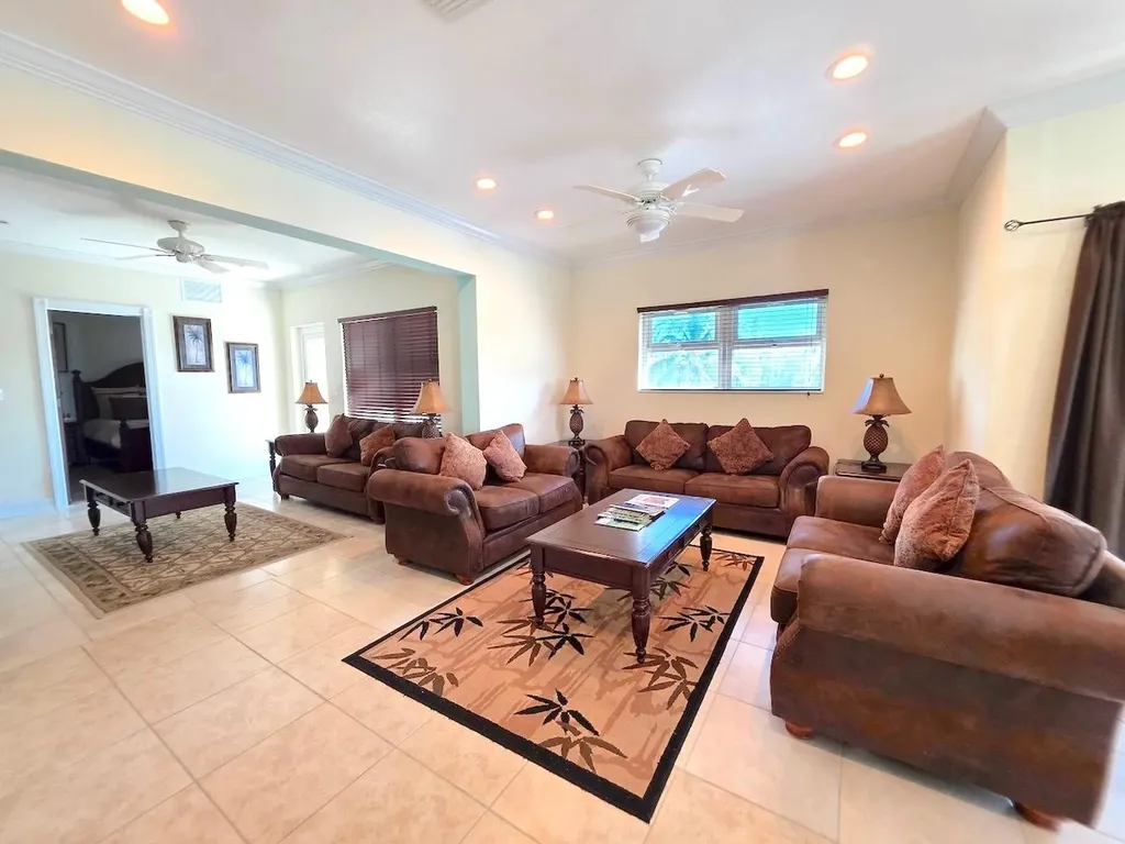 29-30 Blue Marlin Cove Grand Bahama Freeport BS