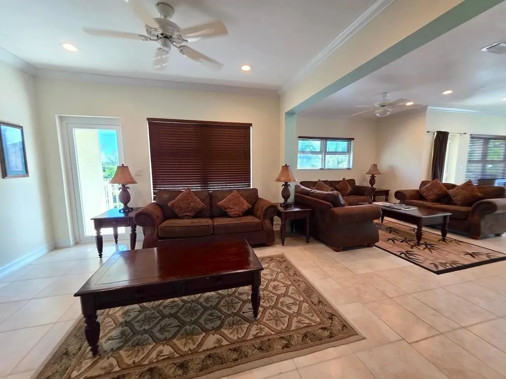 29-30 Blue Marlin Cove Grand Bahama Freeport BS