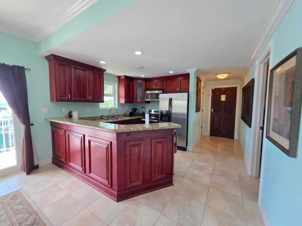 29-30 Blue Marlin Cove Grand Bahama Freeport BS