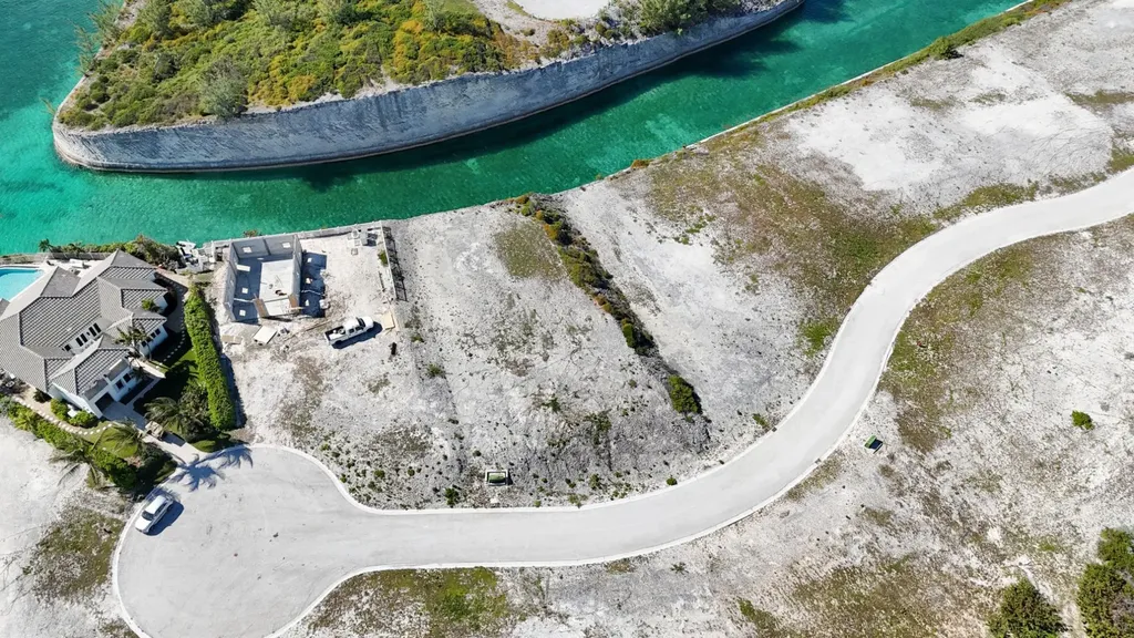 Lot 2, Rokers Point Exuma BS