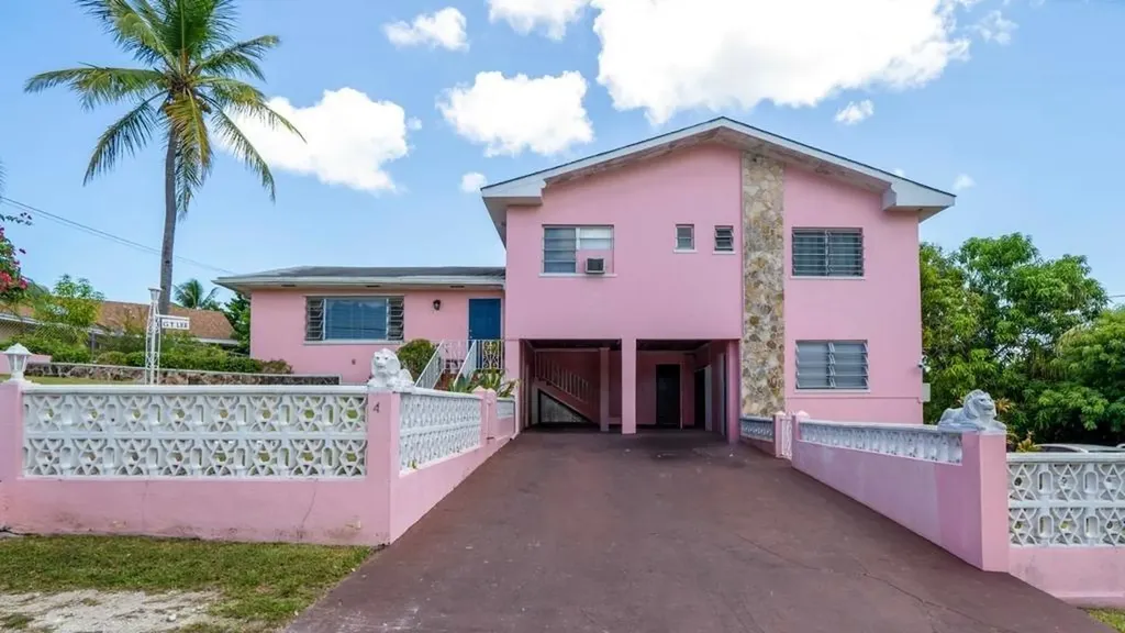 #49 Blair Estates New Providence Paradise Island BS