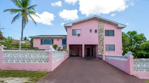 #49 Blair Estates New Providence Paradise Island BS