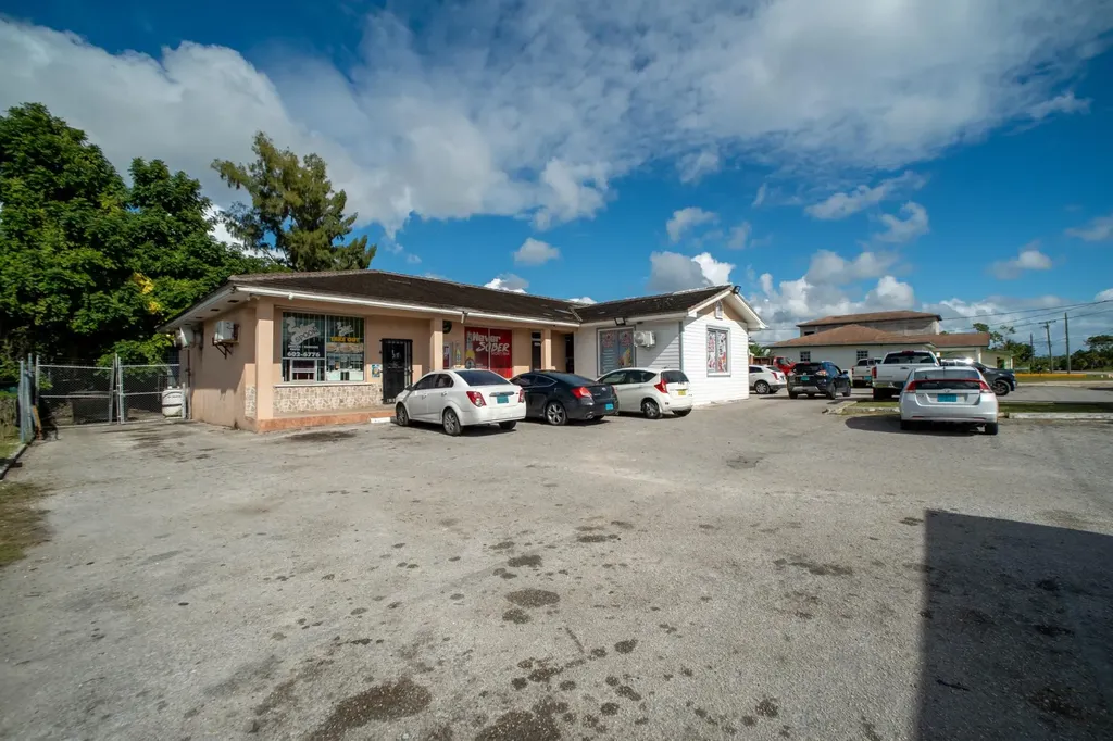 Settler's Way Grand Bahama Freeport BS