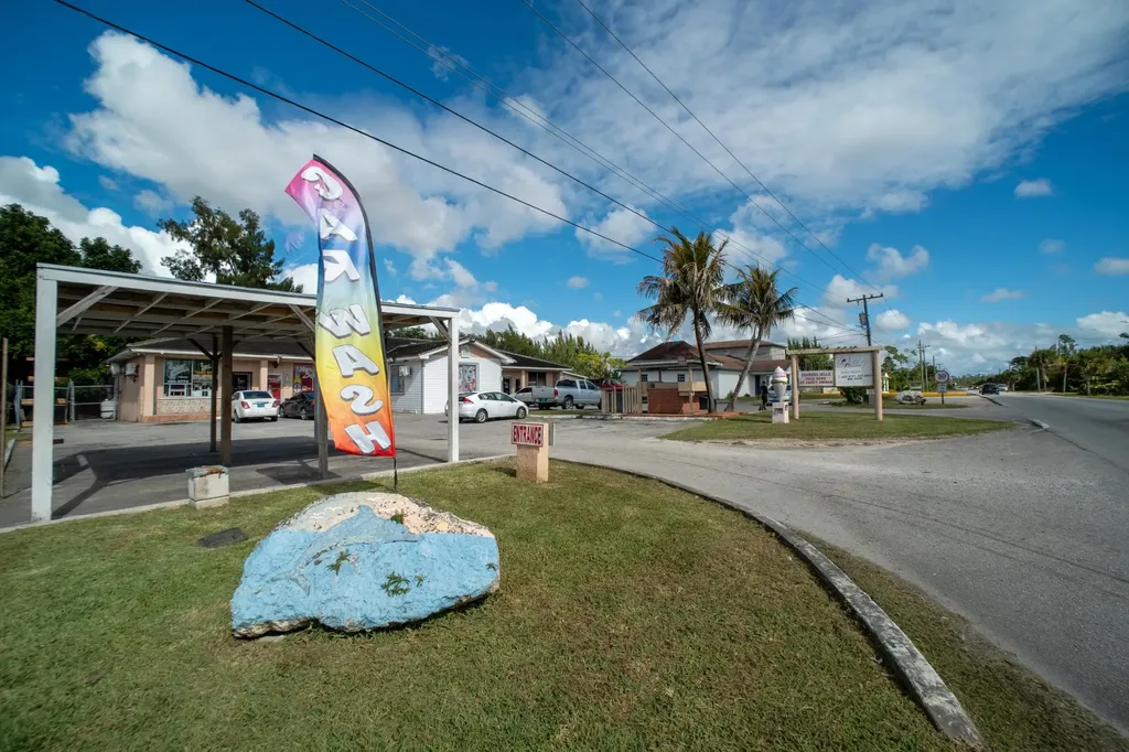 Settler's Way Grand Bahama Freeport BS