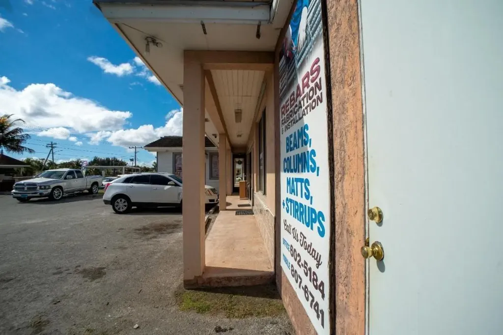 Settler's Way Grand Bahama Freeport BS