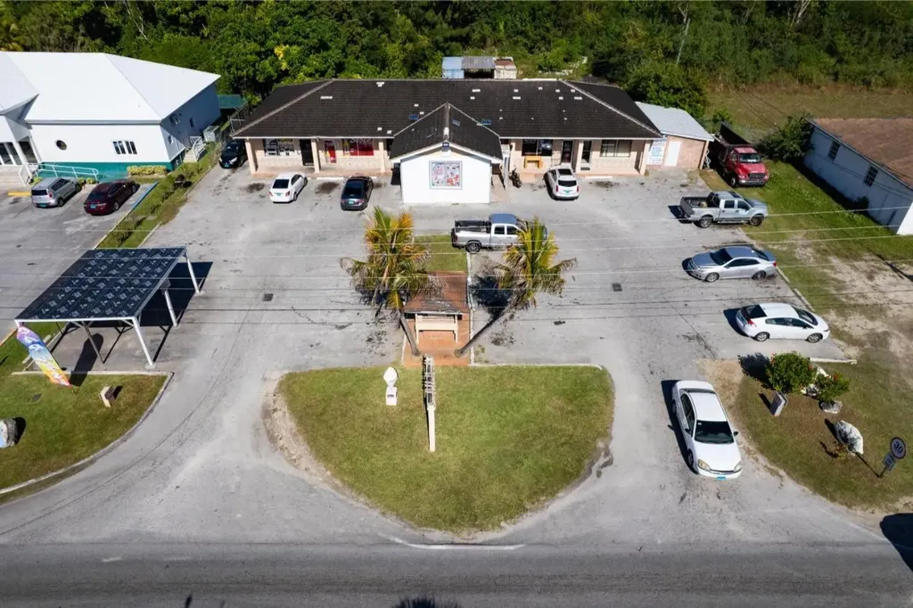 Settler's Way Grand Bahama Freeport BS