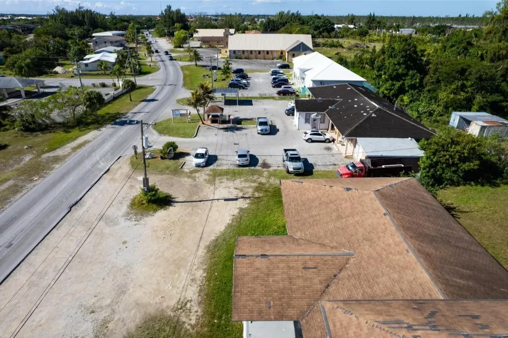 Settler's Way Grand Bahama Freeport BS