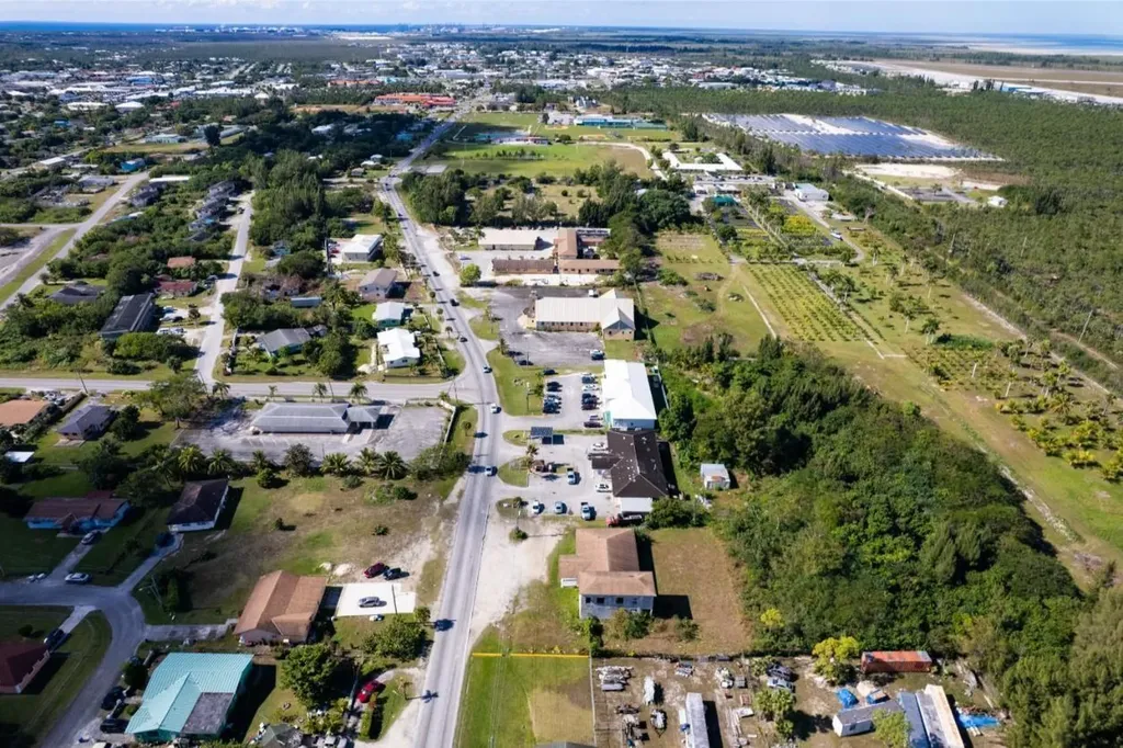 Settler's Way Grand Bahama Freeport BS