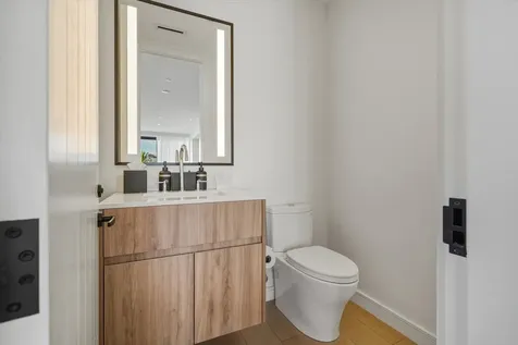 Goldwynn New Providence Paradise Island BS