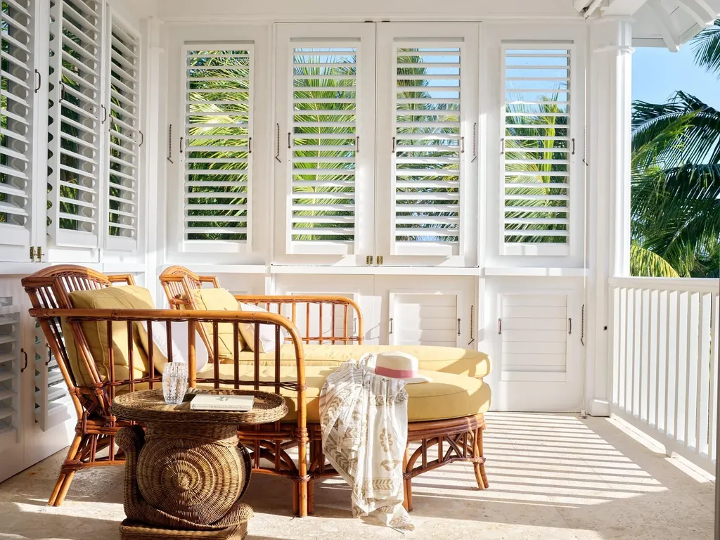 Juicy Hill Eleuthera BS