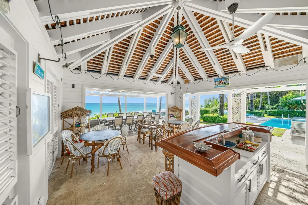 Juicy Hill Eleuthera BS