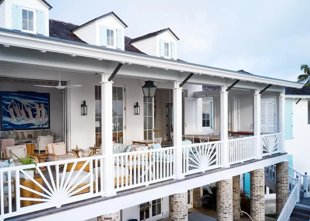 Juicy Hill Eleuthera BS