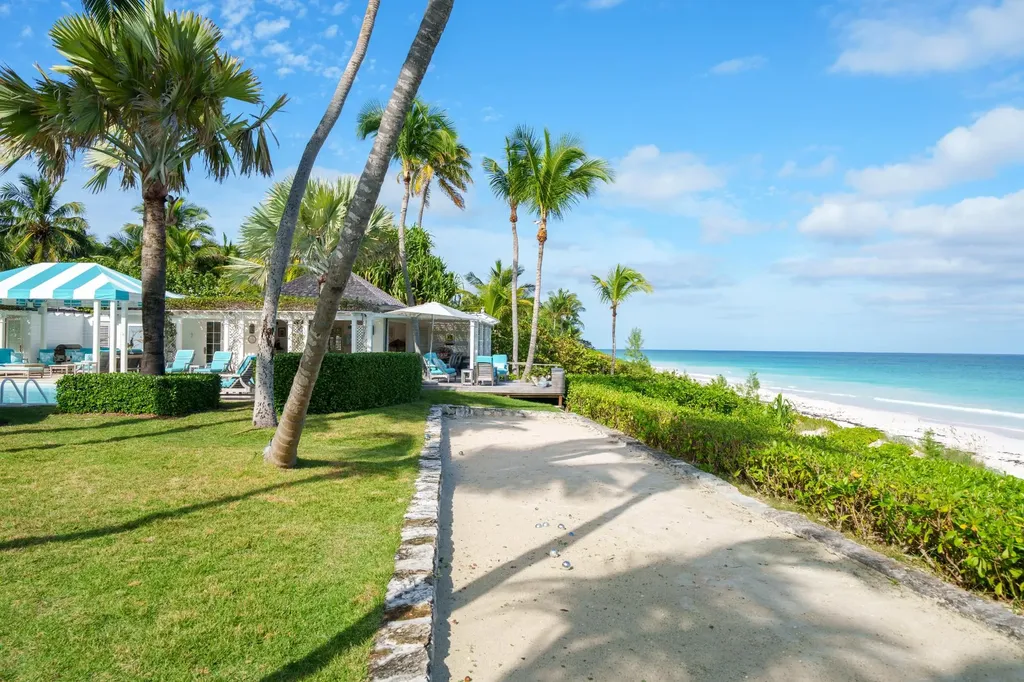 Juicy Hill Eleuthera BS