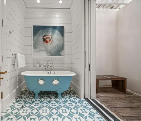 Juicy Hill Eleuthera BS