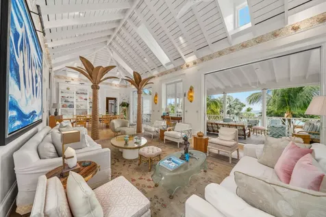 Juicy Hill Eleuthera BS