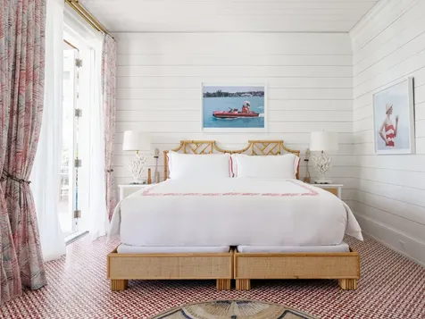 Juicy Hill Eleuthera BS