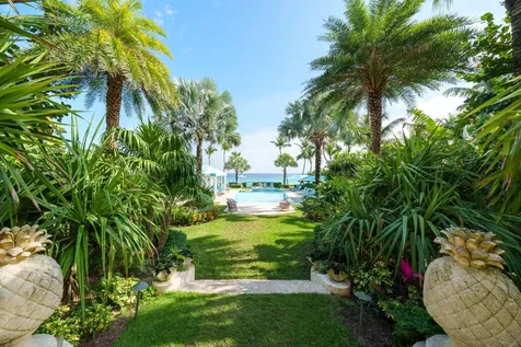 Juicy Hill Eleuthera BS