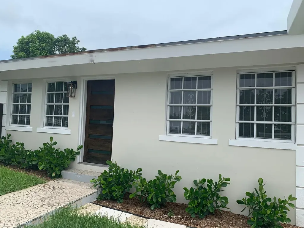 Benson Crescent New Providence Paradise Island BS