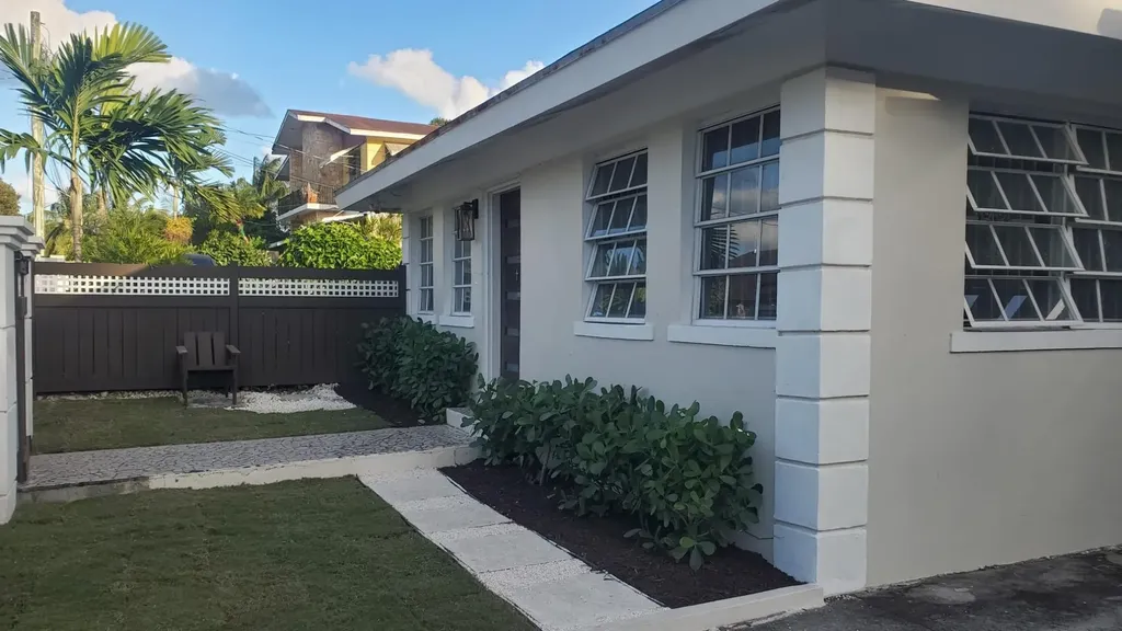 Benson Crescent New Providence Paradise Island BS