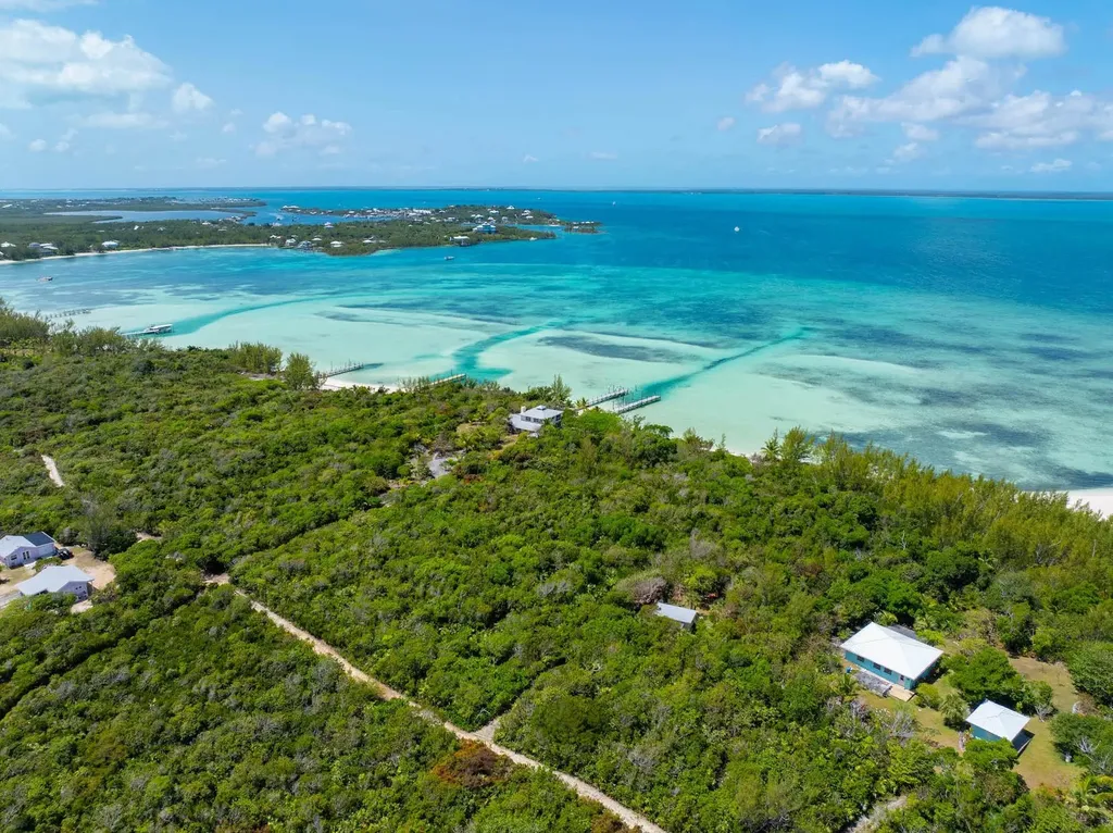 Street Elmo's North Coco Bay Abaco BS