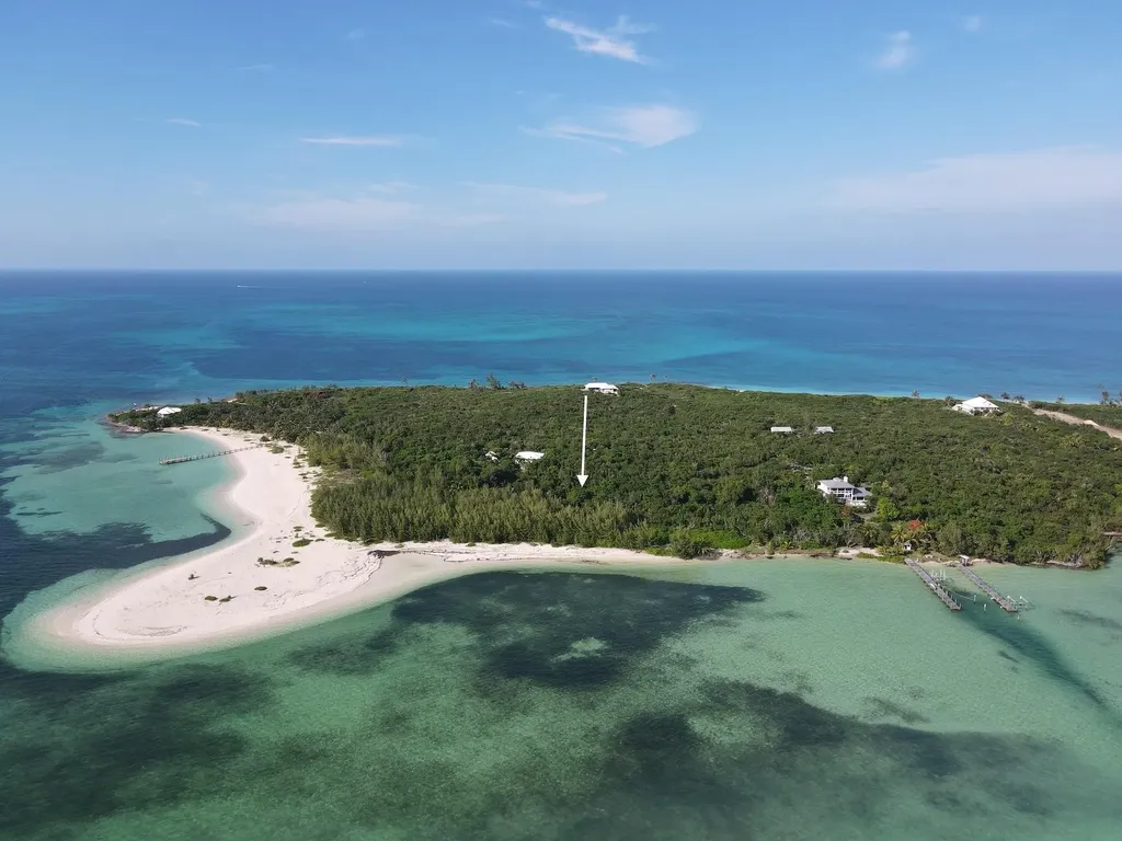Street Elmo's North Coco Bay Abaco BS