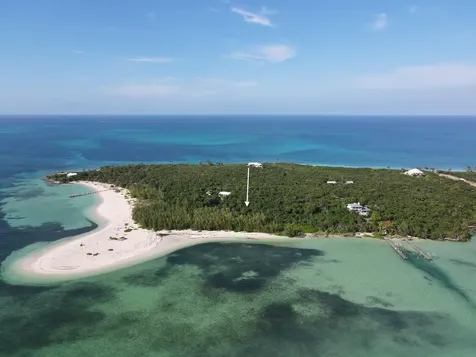 Street Elmo's North Coco Bay Abaco BS