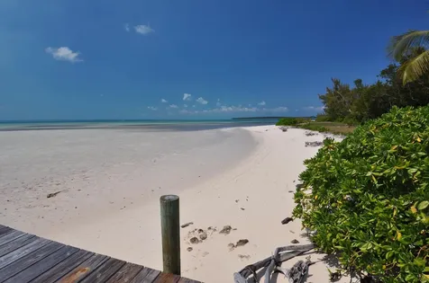 Street Elmo's North Coco Bay Abaco BS