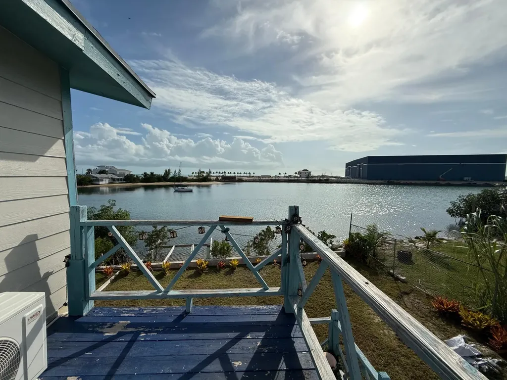 Pipe Creek Drive Yamacraw 10 New Providence Paradise Island BS