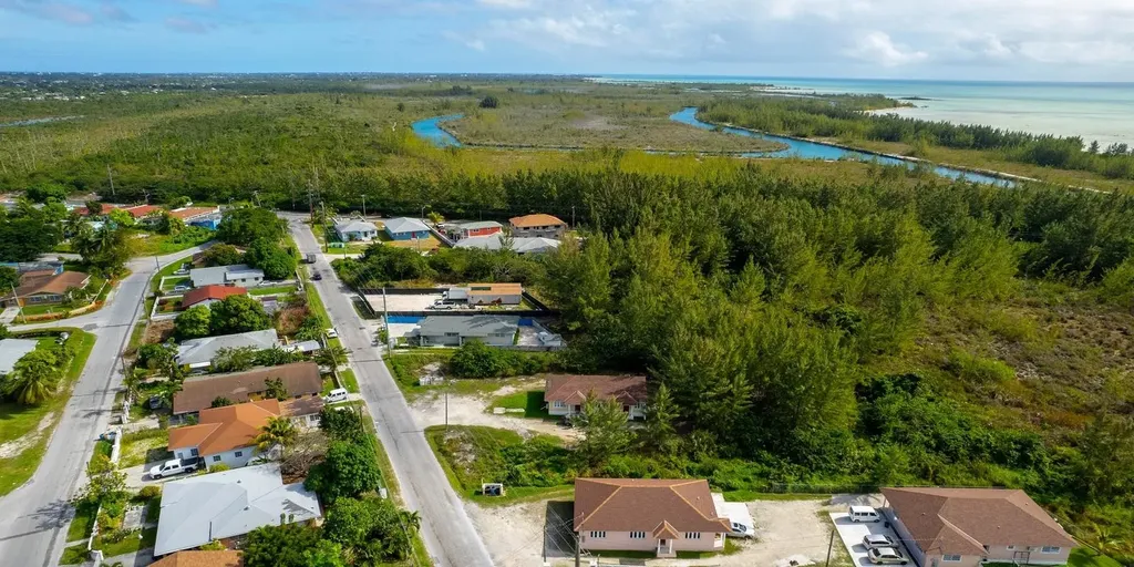 Lot 10 South Beach New Providence Paradise Island BS